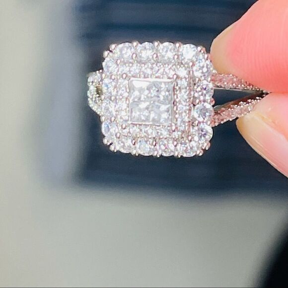 925 Silver Ring Prong set Square Cut Size 9 - Picture 1 of 7